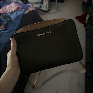 MICHAEL Michael Kors Black and Tan Crossbody Bag